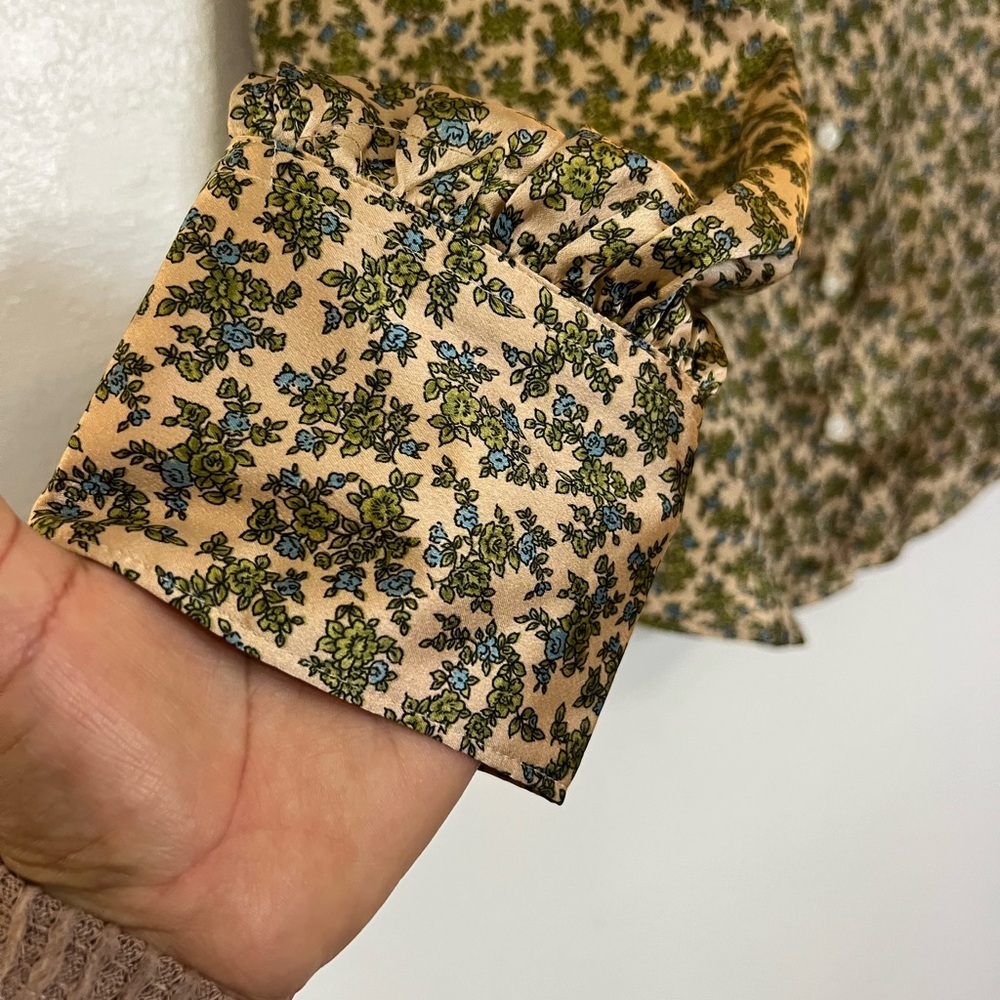 Levi's Floral Blouse - Green and Cream Size XL - Picture 3 of 14